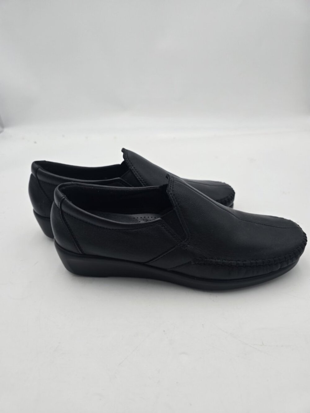 SAS Tripad Comfort Women's 8.5 M Black Leather Slip On Loafers Moc Toe USA